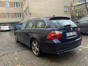 BMW 330xd (2 foto / 6)