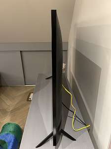 Samsung 50” 4K Smart TV (4 foto / 5)