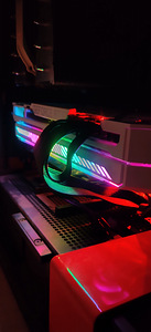 Rtx 3090 asus rog strix oc white (2 foto / 3)