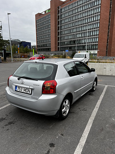 Toyota Corolla 2003 1.4 71 Kw Bensiin (6 foto / 11)