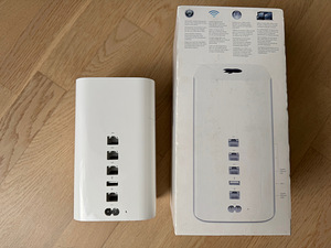 Apple AirPort Time Capsule 5 Gen 2TB (3 foto / 5)