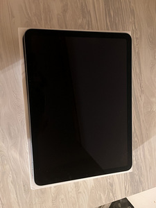 iPad Air 10.9 64gb WiFi(4th generation) (1 foto / 5)
