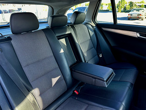 Mercedes Benz c220d (8 foto / 9)