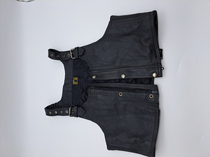 Nahast komplekt L-XL (5 foto / 10)