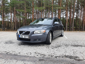 Volvo V50 Momentum 2.0D 100 kW (1 foto / 9)