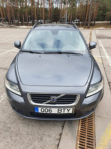 Volvo V50 Momentum 2.0D 100 kW (6 foto / 9)
