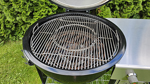 Grill Weber Summit Kamado S6 (5 foto / 8)