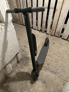 Segway Ninebot ES4 (2 foto / 5)