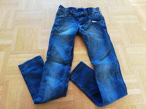 Levi Strauss teksad, suurus 10a. (1 foto / 3)