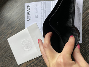 Versace новый картхолдер (5 фото из 6)