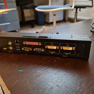Dell Dock Station E Port Plus PA-4E + Laadija 130w (4 foto / 4)