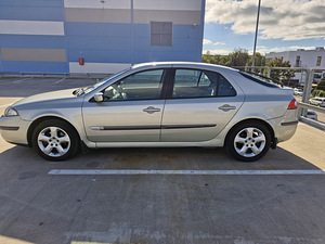 Renault Laguna 2.0 99 kW (7 foto / 11)