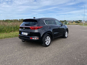 Kia Sportage 1.6 97kW, 2016 (3 foto / 15)