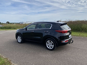 Kia Sportage 1.6 97kW, 2016 (4 foto / 15)
