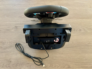 Комплект Logitech G29 (руль + педали + переключатель передач (4 фото из 8)