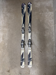 Горные лыжи Rossignol (1 фото из 6)