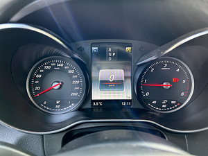 Mercedes-Benz GLC 250 D Coupe 4Matic AMG 2.1 150kW (11 foto / 15)