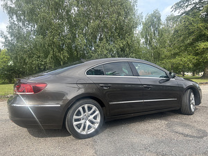 Volkswagen Passat CC (4 foto / 9)