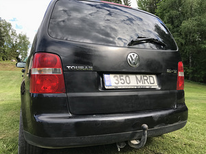 VOLKSWAGEN TOURAN 2.0 TDI 103kW (4 foto / 10)