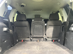 VOLKSWAGEN TOURAN 2.0 TDI 103kW (6 foto / 10)