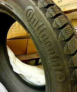 MÜÜDUD! Continental Talverehvid 225/45 R18. (1 foto / 4)