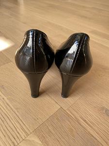 Authentic Moschino heels kontsad kingad, size 40 (3 foto / 4)