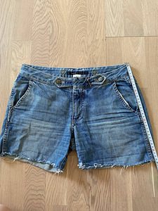 Marc Jacobs (оригинал) джинсовые шорты (5 фото из 5)