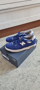 Кроссовки New Balance 550 (1 фото из 4)