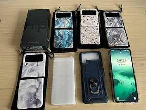 Samsung Galaxy Flip 4 Purple (9 foto / 10)
