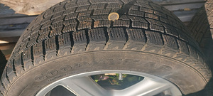 5x114,3 Toyota Avensis veljed ja rehvid 215/55 R17 ET45 (2 foto / 8)