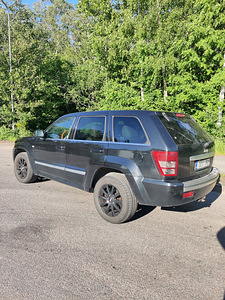 Jeep Grand Cherokee WK (3 foto / 8)