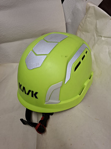 "Kask" kaitsekiiver. (2 foto / 4)