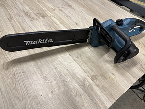 Kettsaag Makita UC4041A (1 foto / 3)