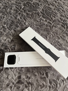 Uueväärne Apple Watch 6 44mm (9 foto / 9)
