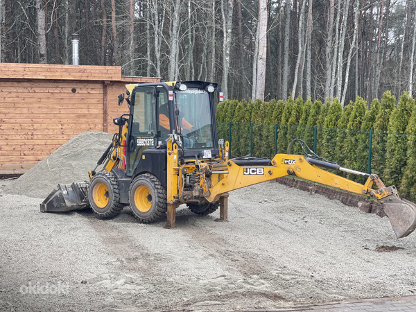 Kaeve tööd 24/7 , JCB CX1 traktoriga .