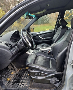 BMW x5 135kw (6 foto / 7)