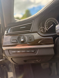 BMW 750d Long Xdrive (5 foto / 15)