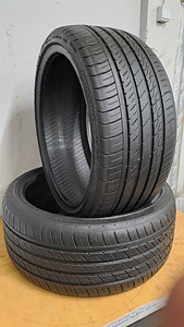 Шины 235/35R19 (2 фото из 2)