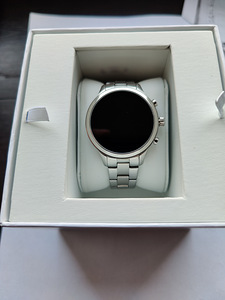 Michael Kors Access Runway MKT5044 naiste nutikell (5 foto / 6)