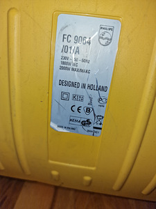 Tolmuimeja Philips FC9064/01 mootor katki (5 foto / 5)