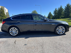 Продам BMW 530 GT (5 фото из 15)