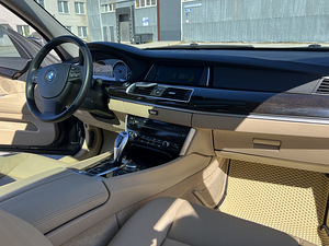 Продам BMW 530 GT (10 фото из 15)