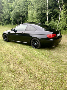 BMW 320 2.0 120kw (12 foto / 12)