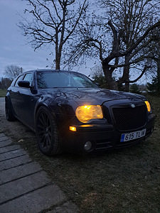 Chrysler 300c SRT PAKET (14 foto / 15)