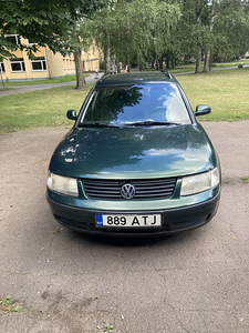 Auto (1 foto / 8)
