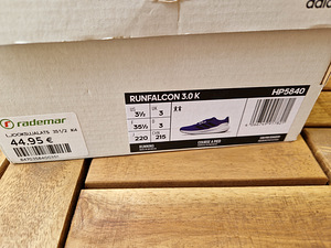 Adidas tossud suurus 35,5 (5 foto / 6)