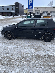 Vw golf 5 (2 фото из 5)