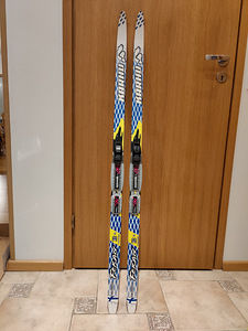Suusakomplekt lastele (1 foto / 4)