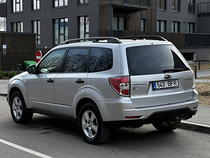 Subaru Forester 2.0 110 кВт (6 фото из 15)