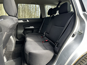 Subaru Forester 2.0 110 кВт (12 фото из 15)